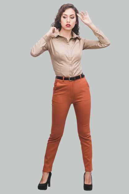 Camisa beige de mujer Isabel - Imagen 5