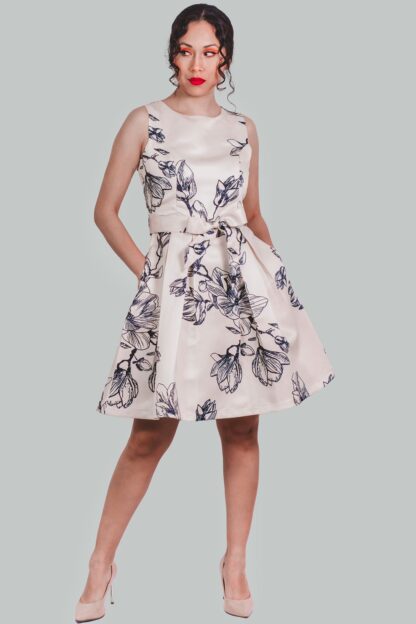 Vestido corte A crema flores Anastasia