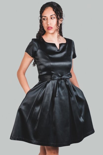 Vestido en A negro satinado Roberta - Imagen 5