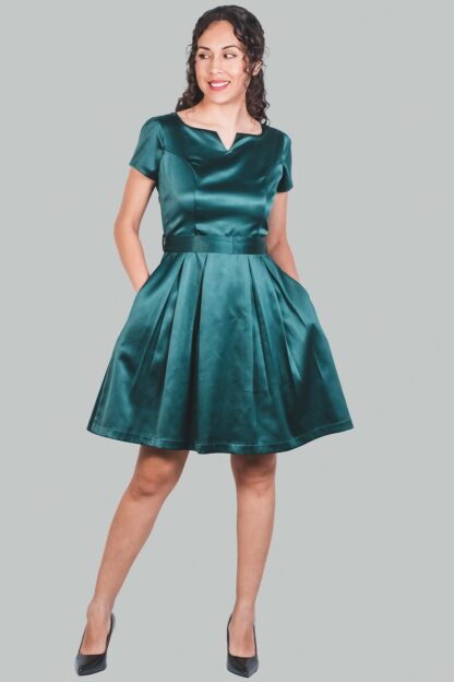Vestido en A verde satinado Roberta - Imagen 2