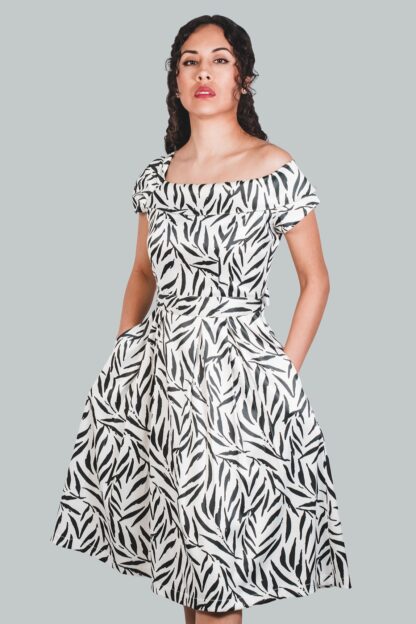 Vestido midi asimétrico negro diseño Kaelis - Imagen 4