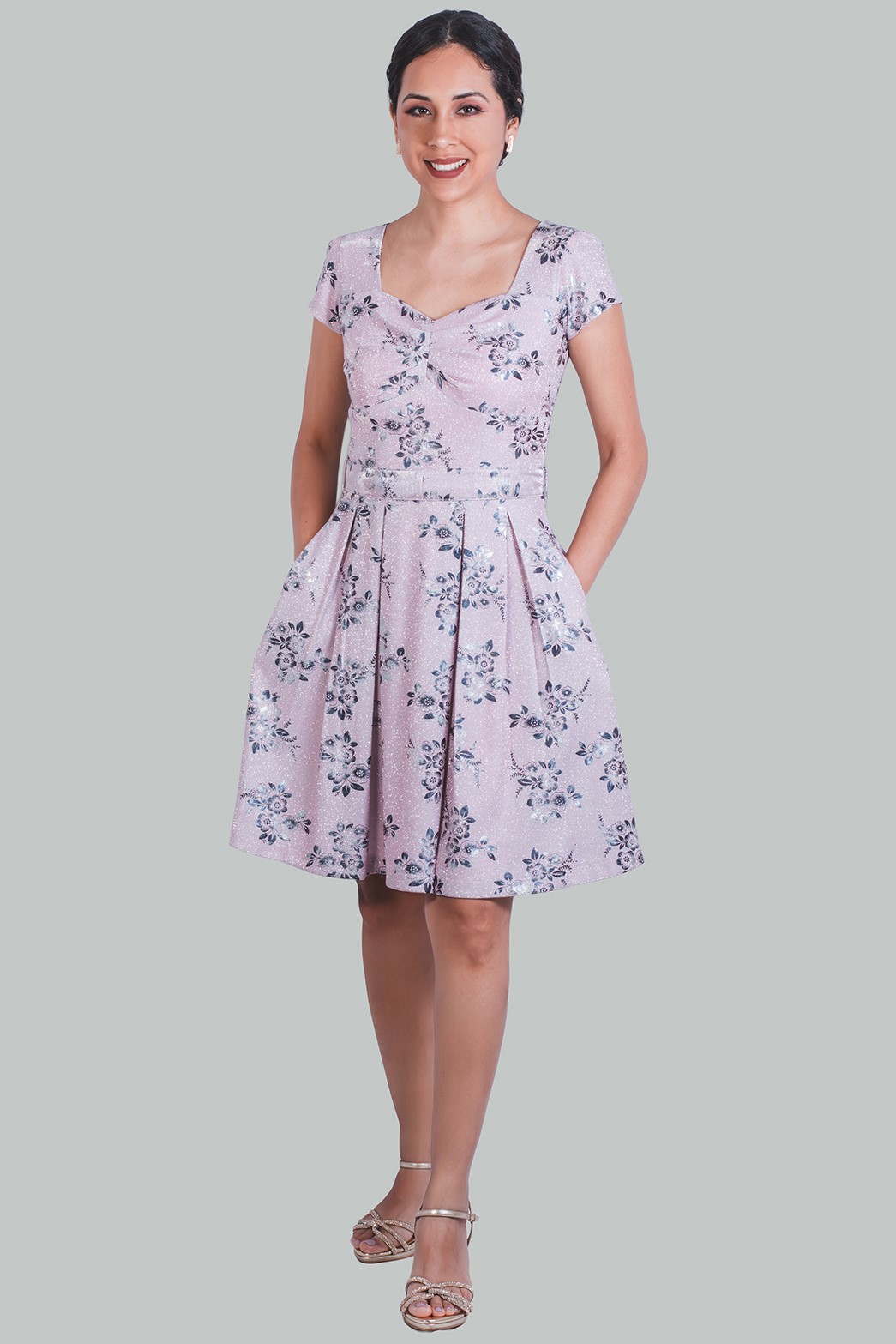 Vestido en A rosa flores Zafiro